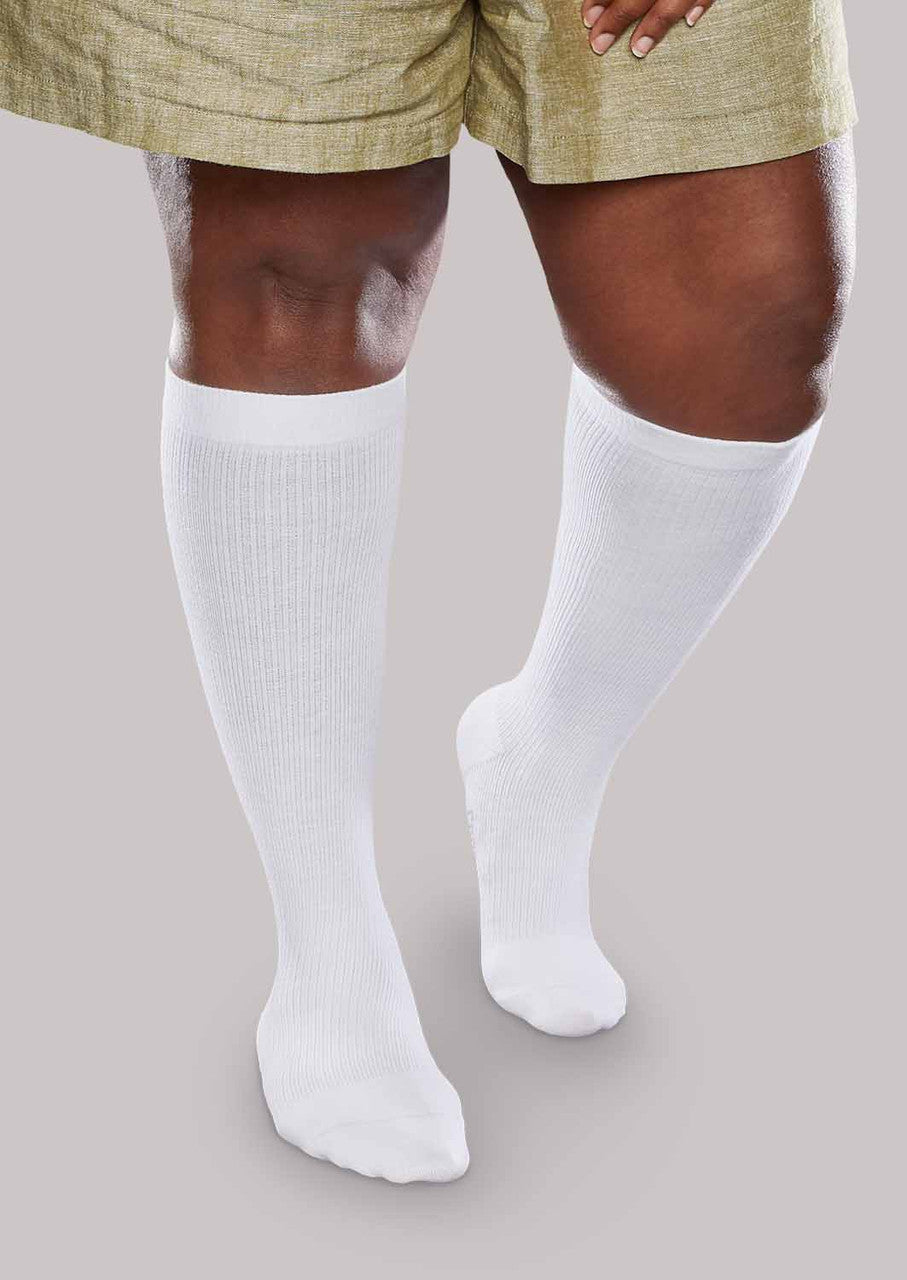 Core-Spun 30-40 mmHg firm support compression socks in white